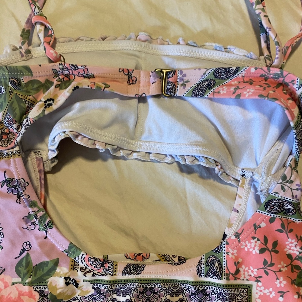 True Craft Multicolor Ruffled Bikini - Picture 6 of 6